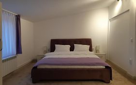 Apartament Magnolia Nearby City Center With Parking